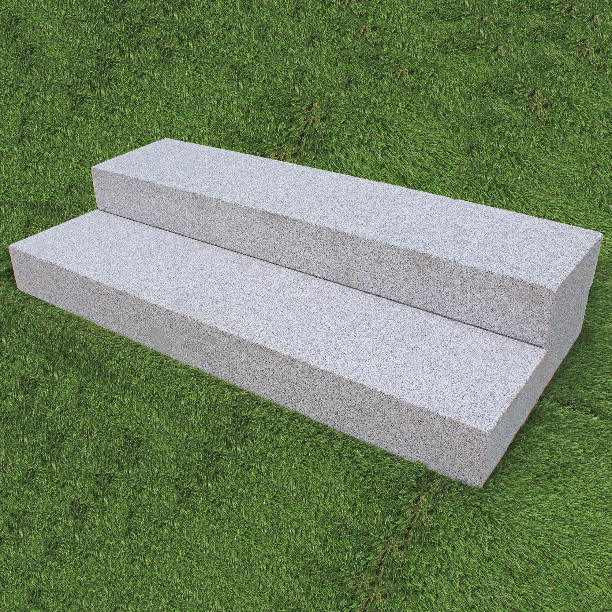 Pergamon Granit grau 15x35x150cm